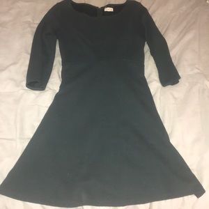 Green dress with pockets!